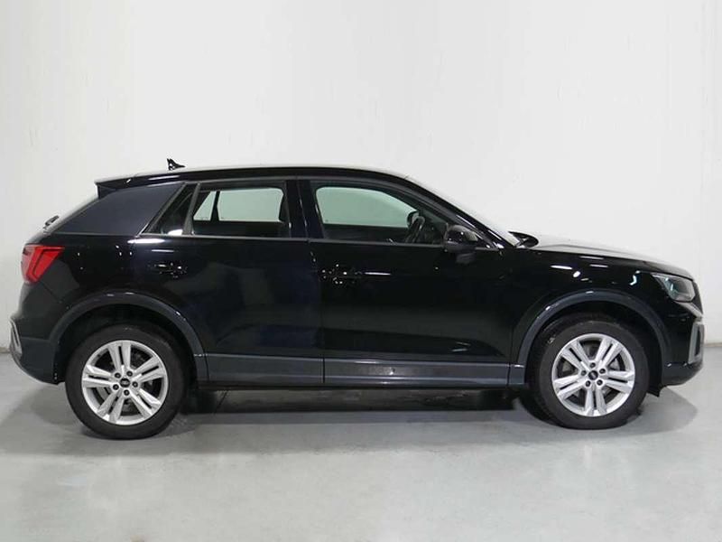 Usado Audi Q2 Advanced 150 CV (110 kW) 2021 Negro SUV