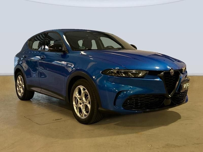 Usado Alfa Romeo Tonale Sprint 130 CV (95 kW) 2023 Azul SUV