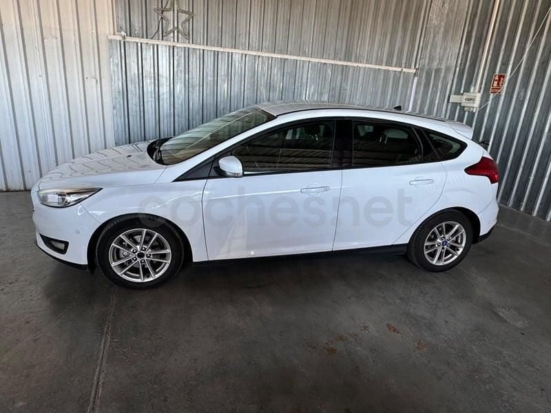 Usado Ford Focus Titanium 115 CV (84 kW) 2015 Blanco Berlina