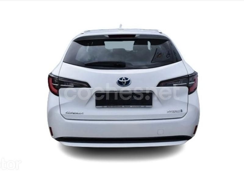 Usado Toyota Corolla Active 140 CV (102 kW) 2023 Blanco Familiar