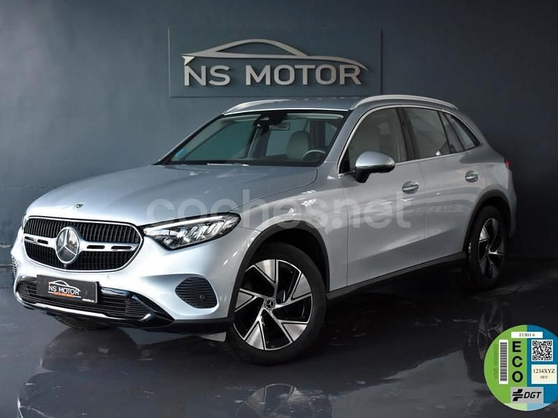 Usado Mercedes GLC220 197 CV (144 kW) 2023 Gris / plata SUV