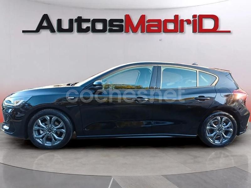 Usado Ford Focus ST-Line 125 CV (91 kW) 2023 Negro Berlina