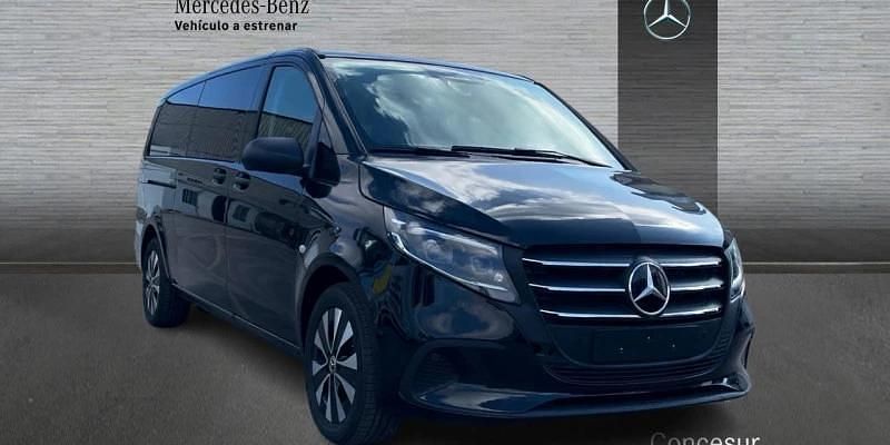 Nuevo Mercedes Vito 136 CV (100 kW) 2025 Negro Van
