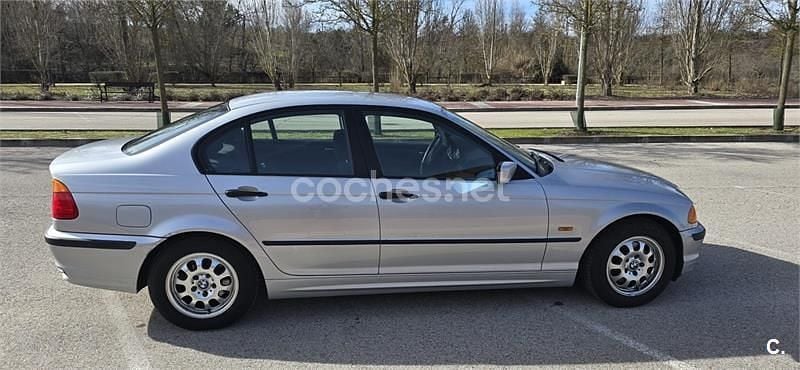 Usado BMW 318 118 CV (86 kW) 2000 Gris / plata Berlina