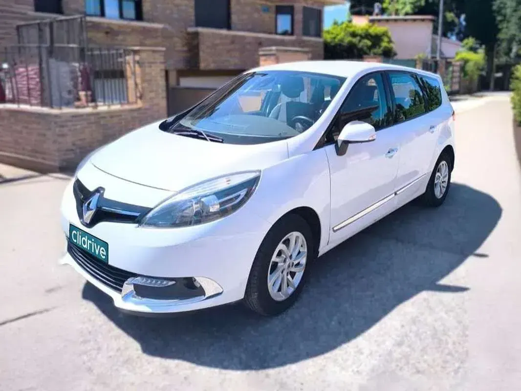 Usado Renault Scenic E-Tech Dynamique 131 CV (96 kW) 2013 Blanco Van