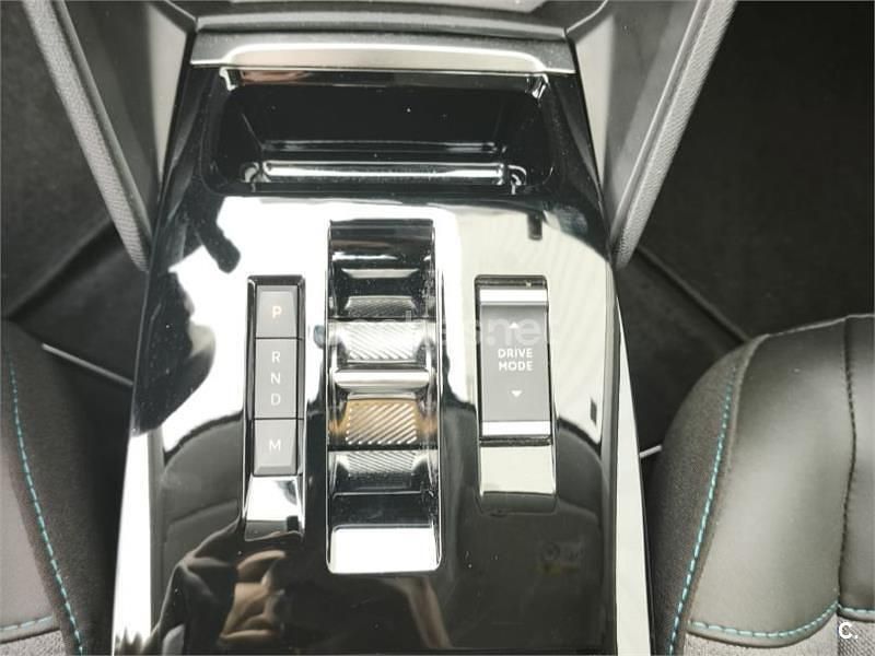 Usado Citroën C4 Feel 131 CV (96 kW) 2024 Blanco SUV