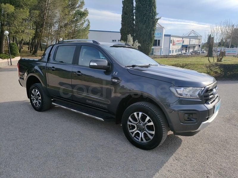 Usado Ford Ranger Wildtrack 200 CV (147 kW) 2019 Gris / plata Pickup/Camioneta