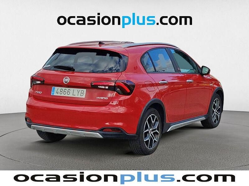 Usado Fiat Tipo Cross 130 CV (95 kW) 2022 Rojo Berlina