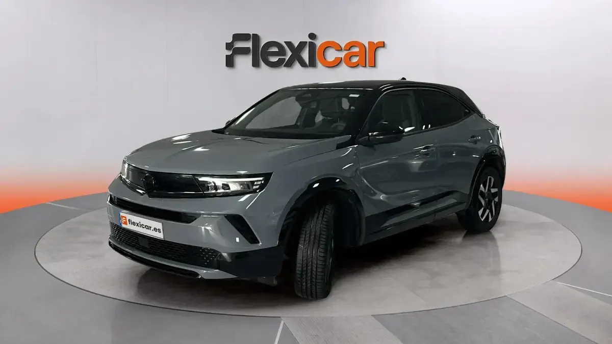 Usado Opel Mokka 136 CV (100 kW) 2025 Gris SUV