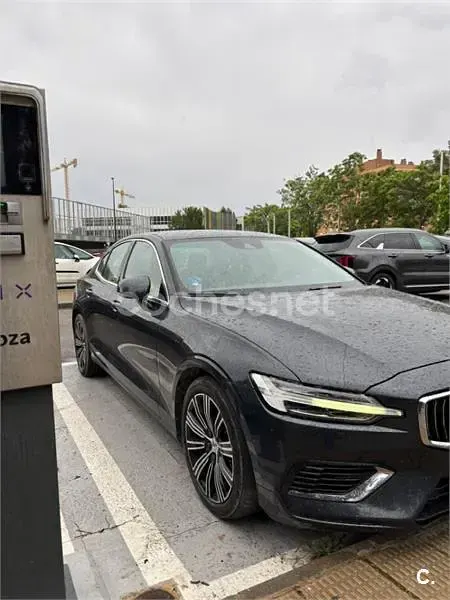 Begagnad Volvo S60 Inscription 390 HK (286 kW) 2020 Svart Sedan