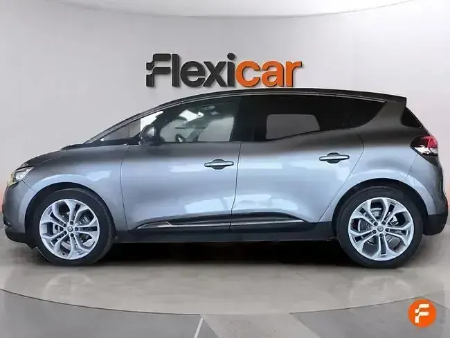 Usado Renault Scénic Edition One 130 CV (95 kW) 2017 Gris