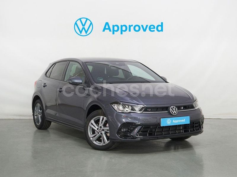 Gris Usado 2024 VW Polo R-line Berlina | 23.090 € (Un poco caro) - Imagen 1/4