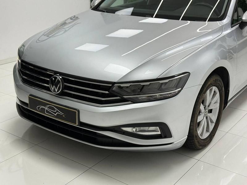 Usado VW Passat Business 122 CV (89 kW) 2020 Gris Berlina