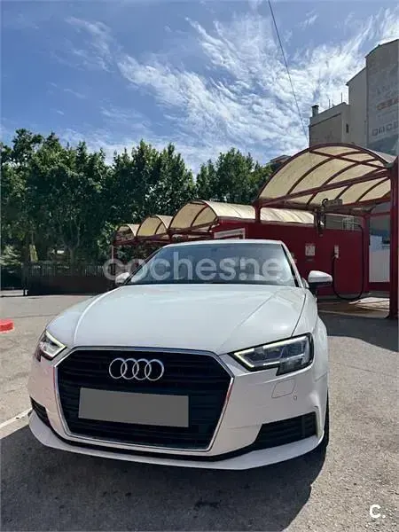 Usado Audi A3 116 CV (85 kW) 2020 Blanco Berlina