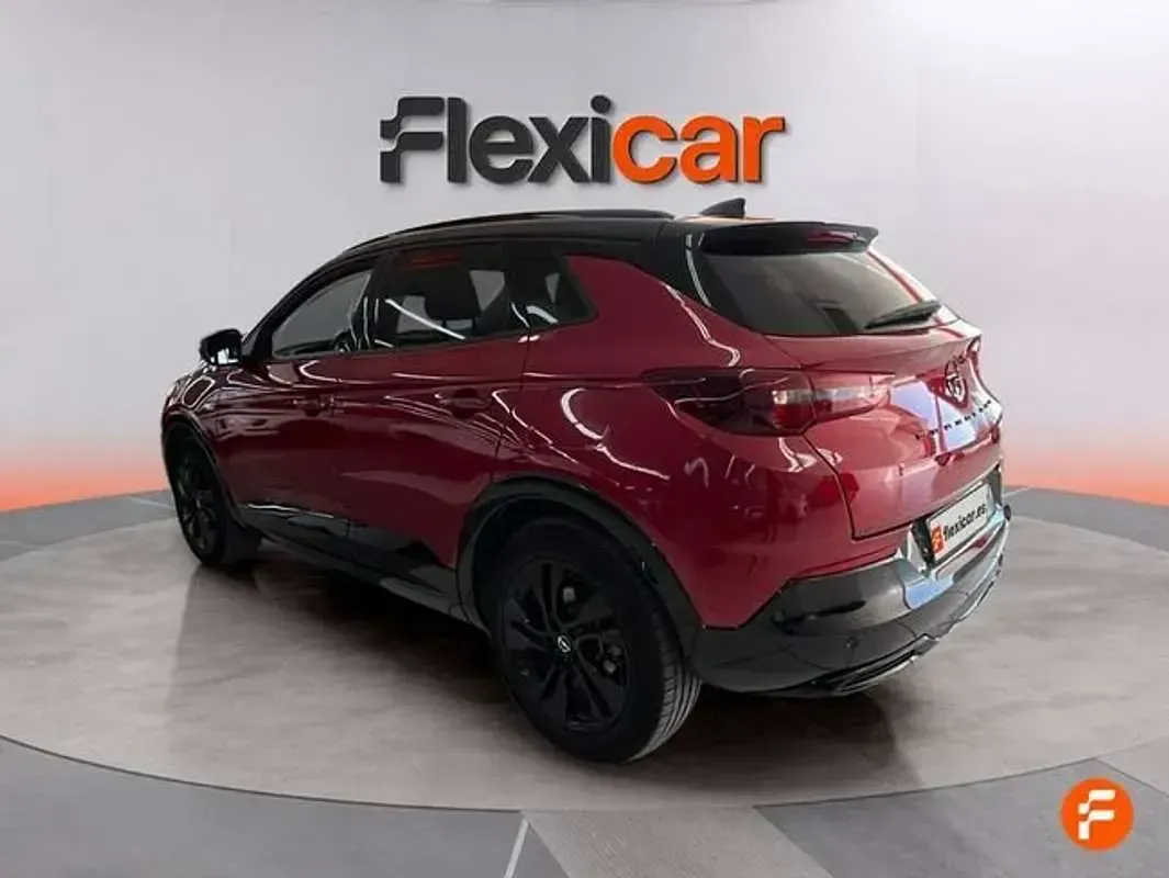 Usado Opel Grandland X GS Line 226 CV (166 kW) 2022 Rojo SUV