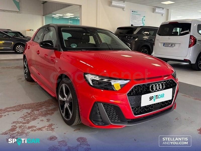 Usado Audi A1 Sportback 110 CV (80 kW) 2021 Gris / plata Utilitario