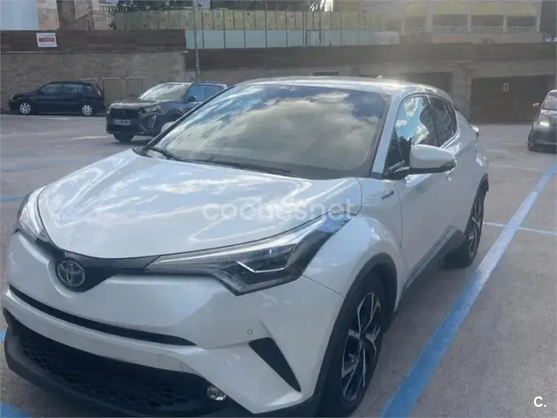 Usado Toyota C-HR Advance 122 CV (89 kW) 2019 Blanco SUV