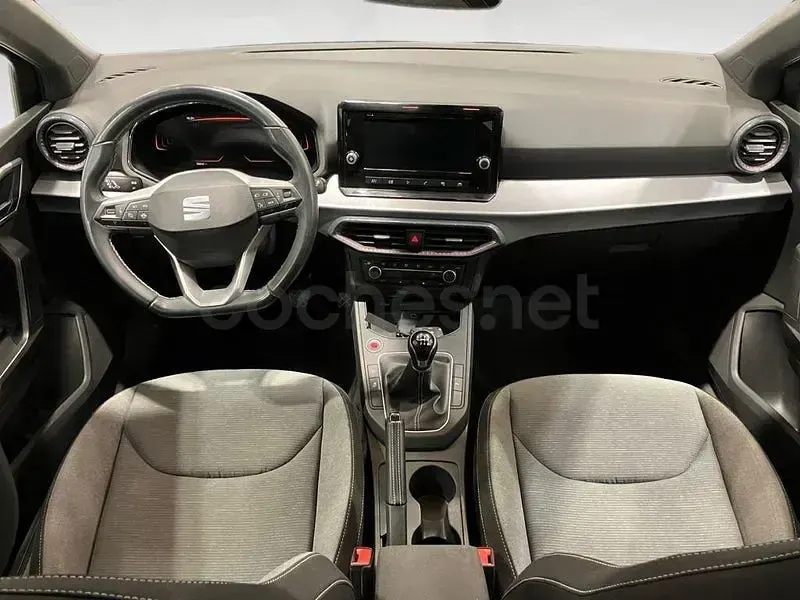 Usado Seat Ibiza XCELLENCE 115 CV (84 kW) 2024 Gris Utilitario