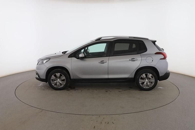 Usado Peugeot 2008 Style 82 CV (60 kW) 2018 Gris SUV
