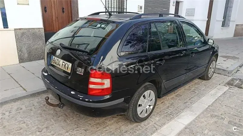 Usado Skoda Fabia Comfort 101 CV (74 kW) 2007 Negro Familiar
