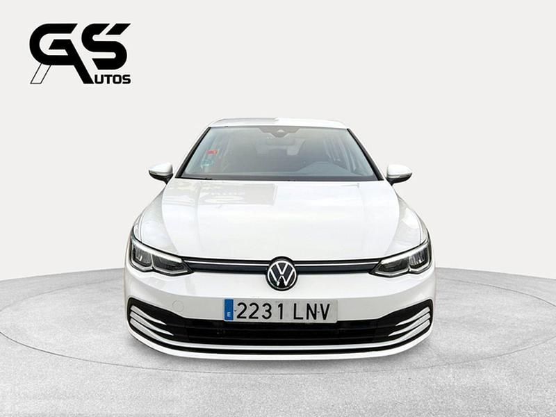 Usado VW Golf VIII 110 CV (80 kW) 2021 Blanco Berlina