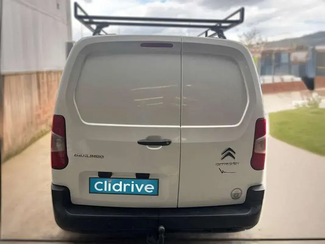 Usado Citroën Berlingo 102 CV (75 kW) 2020 Blanco Monovolumen