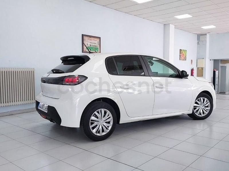 Usado Peugeot 208 Active 100 CV (73 kW) 2021 Blanco Utilitario