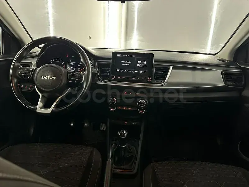 Usado Kia Rio GT-Line 120 CV (88 kW) 2023 Azul Berlina