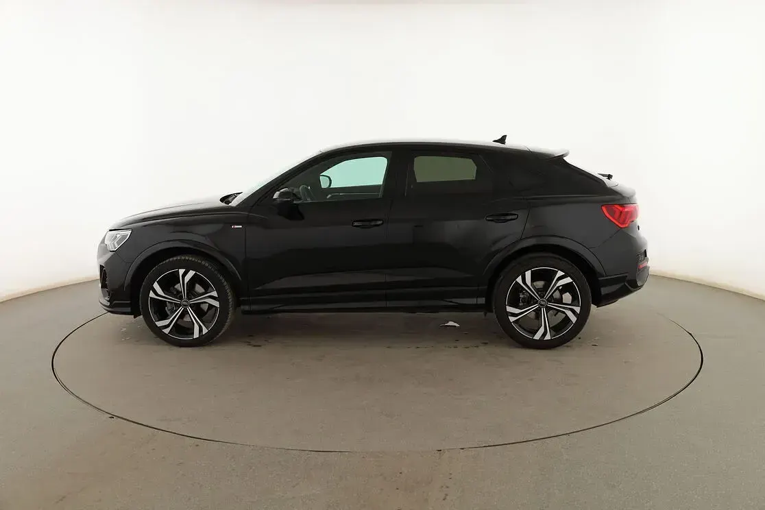 Usado Audi Q3 Sportback Sport 150 CV (110 kW) 2025 Negro SUV
