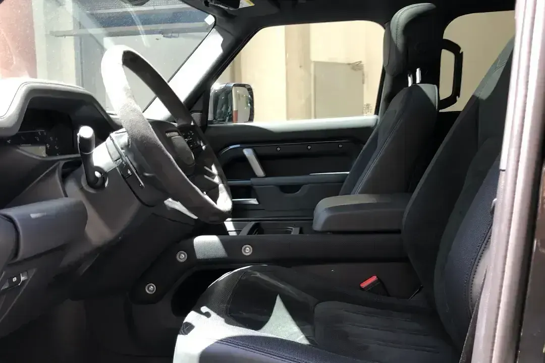 Usado Land Rover Defender 525 CV (386 kW) 2024 Otro SUV