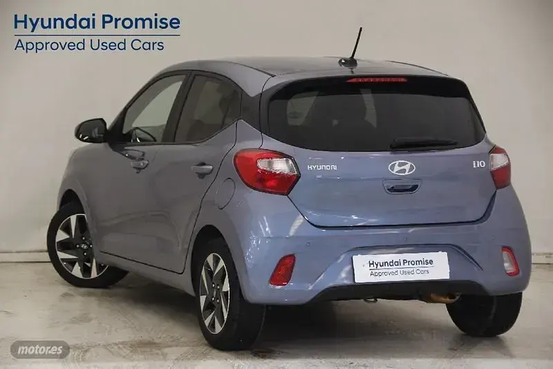 Usado Hyundai i10 63 CV (46 kW) 2025 Azul Utilitario