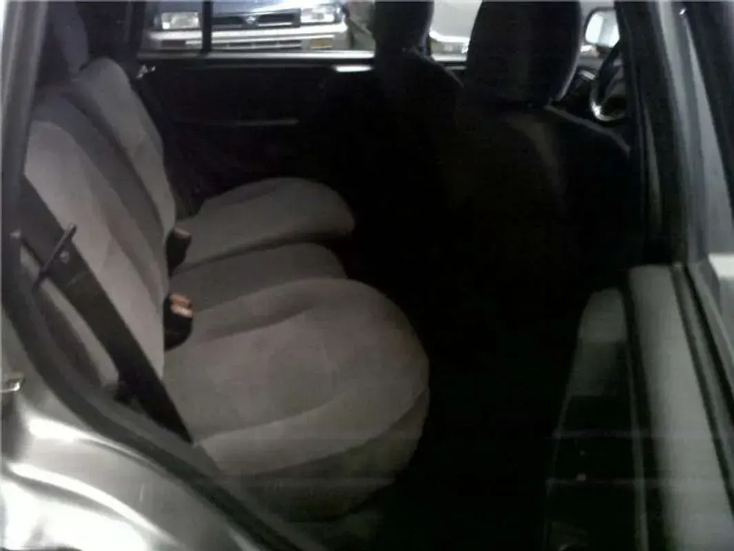 Usado Jeep Grand Cherokee Laredo 114 CV (83 kW) 1999 Plateado SUV