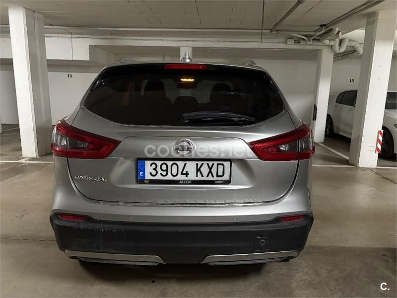 Usado Nissan Qashqai N-Connecta 140 CV (102 kW) 2019 Gris / plata SUV
