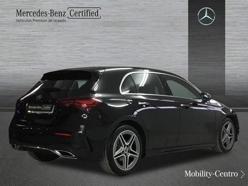Usado Mercedes A200 AMG line 150 CV (110 kW) 2024 Negro noche Utilitario