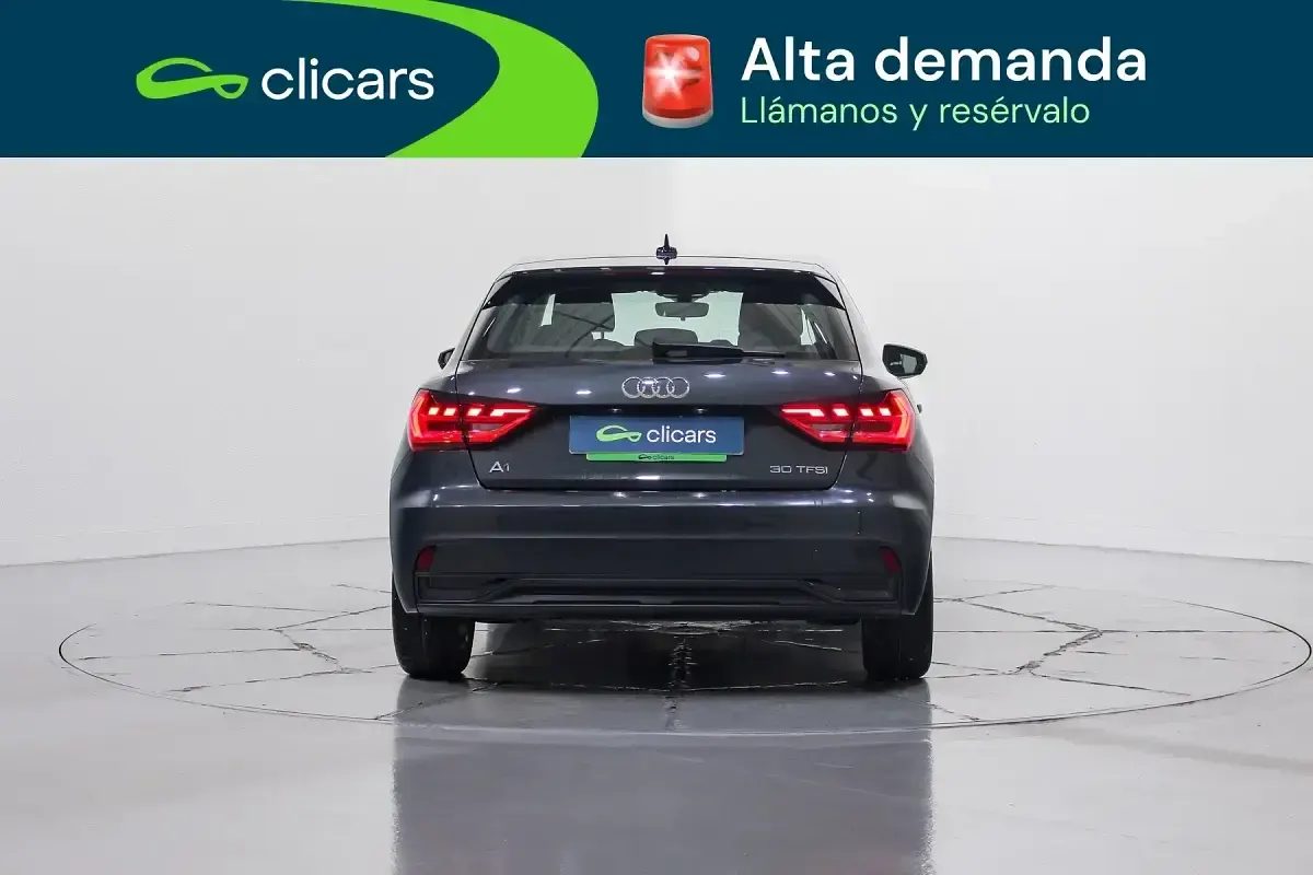 Usado Audi A1 Sportback Advanced 110 CV (80 kW) 2023 Gris Utilitario