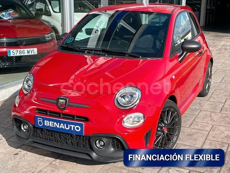 Rojo Usado 2022 Abarth 695 Utilitario | 23.990 € (Precio justo) - Imagen 1/4