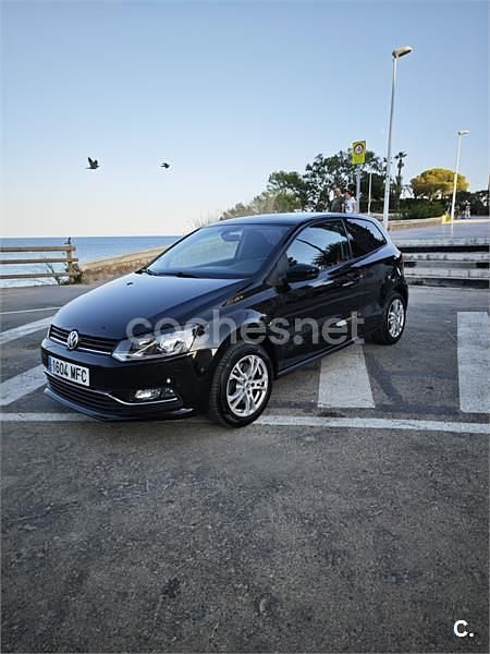 Negro Usado 2015 VW Polo Sportline Berlina | 8000 € (Buen precio) - Imagen 1/4