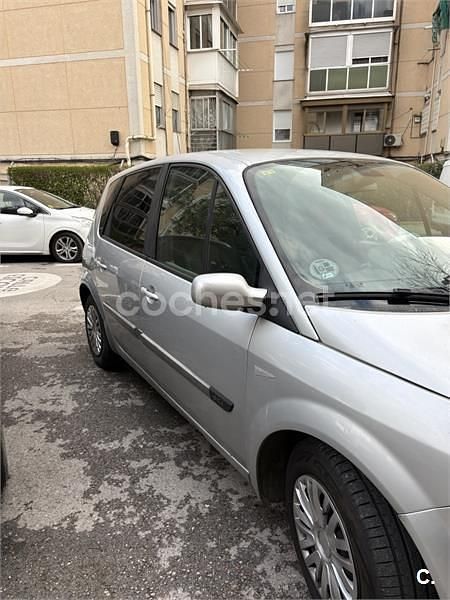 Usado Renault Scénic II Authentique 100 CV (73 kW) 2006 Gris / plata Monovolumen