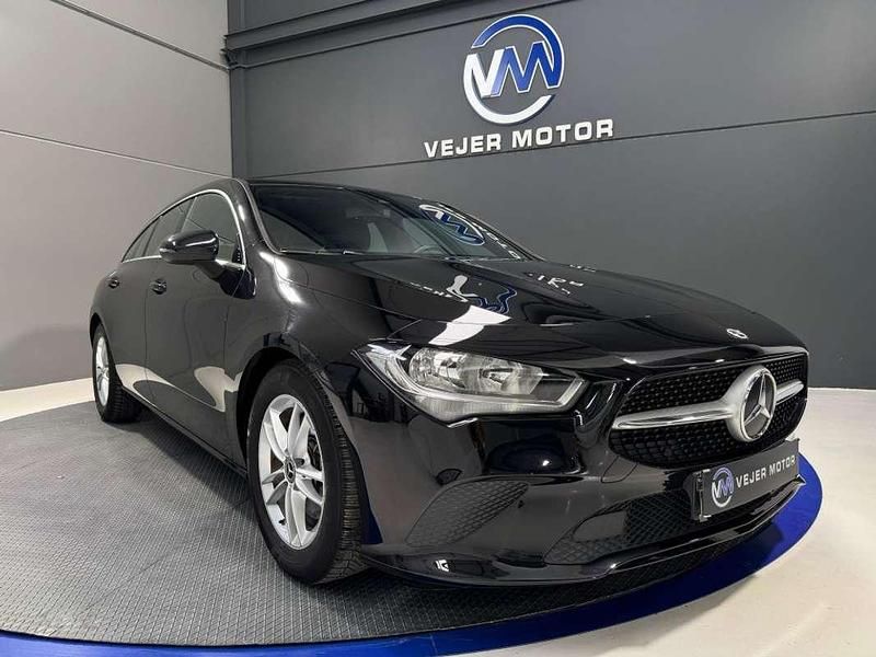 Negro Usado 2020 Mercedes CLA180 Business Berlina | 18.900 € - Imagen 1/4