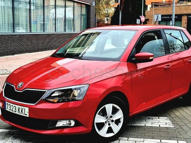 Usado Skoda Fabia Ambition 110 CV (80 kW) 2018 Rojo Berlina