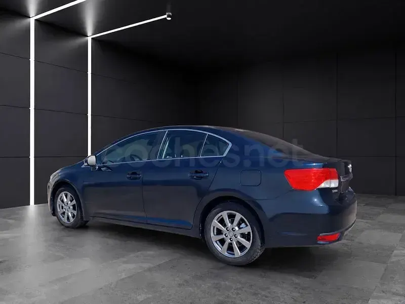 Usado Toyota Avensis Executive 124 CV (91 kW) 2014 Azul Berlina