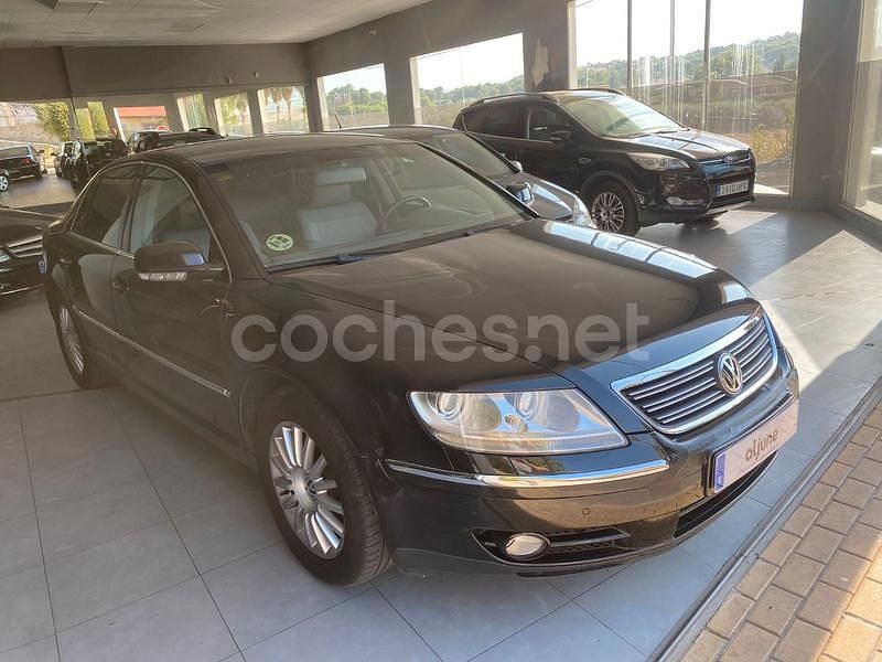 Negro Usado 2006 VW Phaeton Berlina | 4900 € - Imagen 1/4
