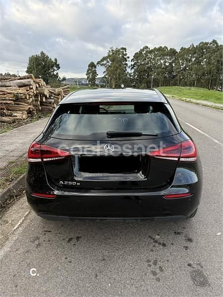 Usado Mercedes A250 218 CV (160 kW) 2020 Negro Berlina