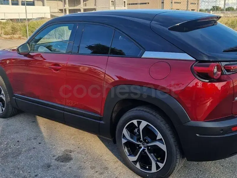 Usado Mazda MX30 Makoto 170 CV (125 kW) 2024 Granate SUV