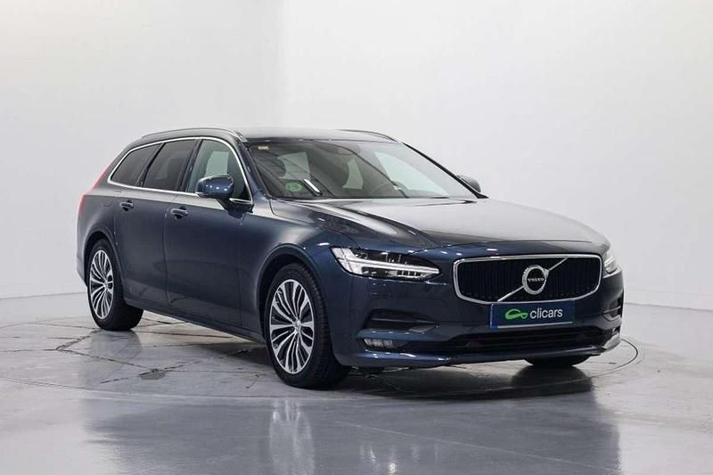 Usado Volvo V90 Momentum 190 CV (139 kW) 2020 Azul Familiar