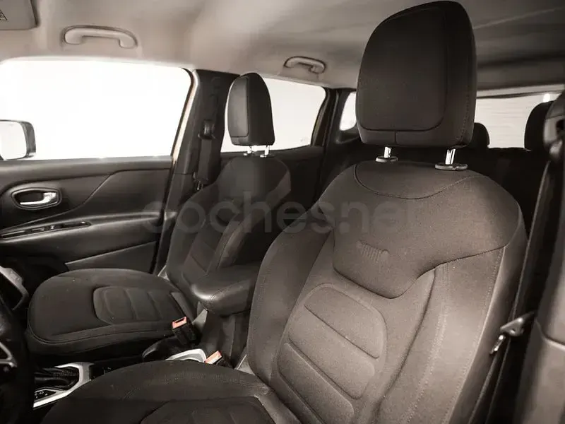 Usado Jeep Renegade Limited 140 CV (102 kW) 2016 Amarillo SUV