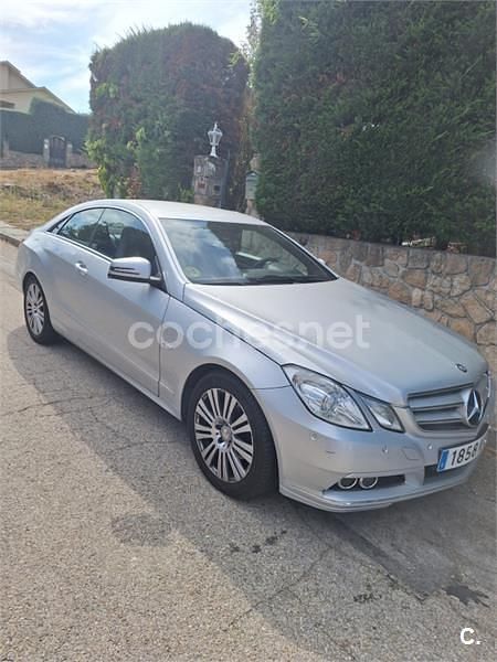 Gris / plata Usado 2011 Mercedes E220 Elegance Coupe | 11.800 € (Precio justo) - Imagen 1/4