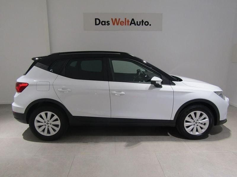 Usado Seat Arona Style 115 CV (84 kW) 2025 Blanco SUV