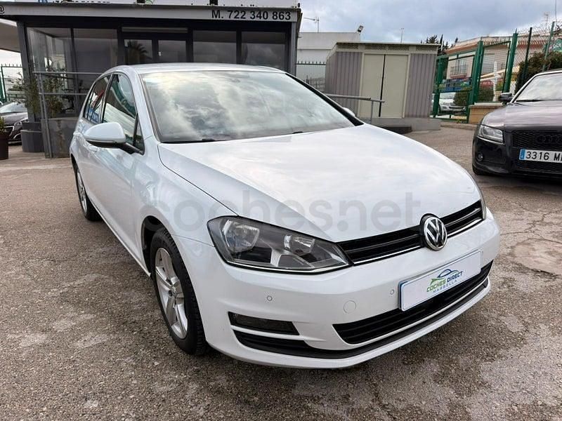 Usado VW Golf VII Advance 125 CV (91 kW) 2015 Blanco Berlina