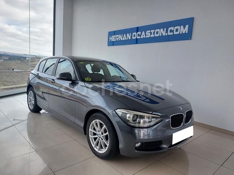 Gris / plata Usado 2015 BMW 116 Efficient Dynamics Utilitario | 13.490 € (Buen precio) - Imagen 1/4